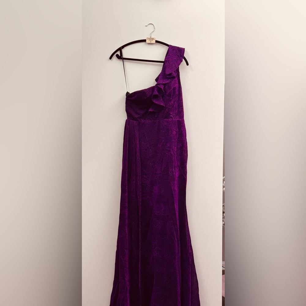 Elegant Purple One-Shoulder Dress
